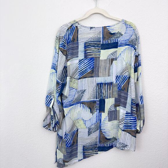 Chico's Womens Flowy Blouse Top Size XL Geo Print Classic Office Career Blue - Picture 3 of 8